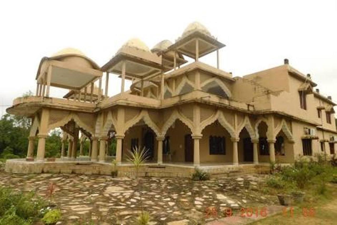 Hotel Royal Heritage Bandhavgarh Bandhavgarh National Park Exterior foto